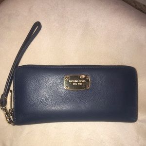 Michael Kors Navy Wristlet Zipper Wallet